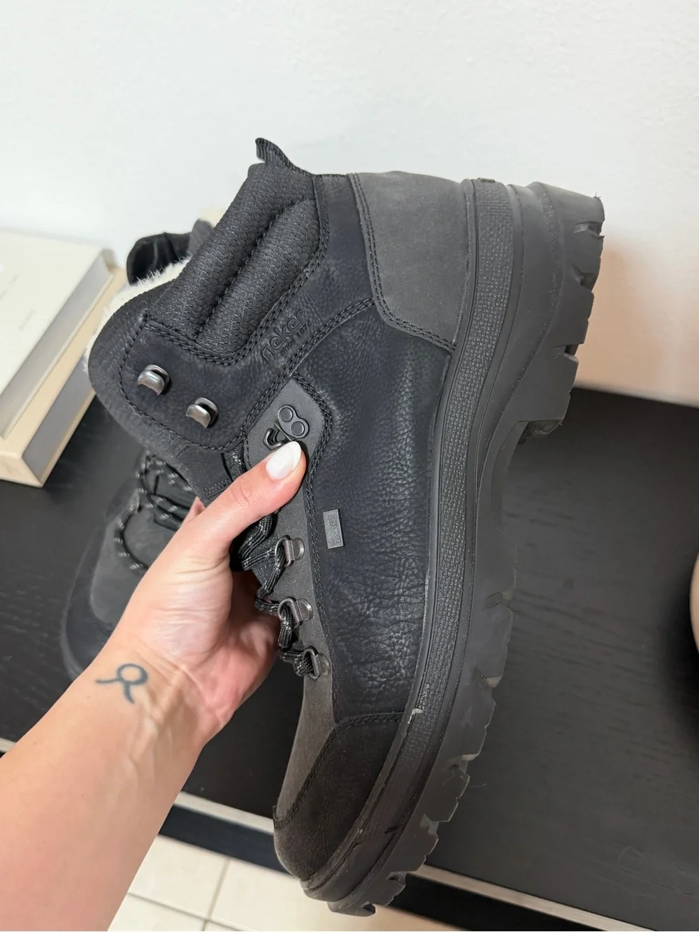 Men’s Black Winter Ankle Boots - Insulated Comfort